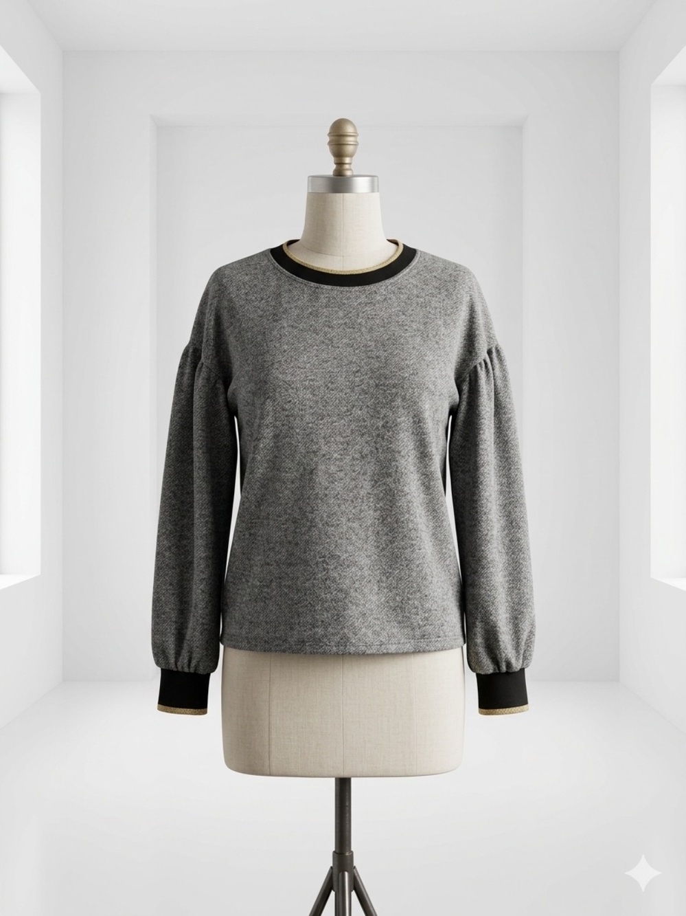 Amadi / Anthropologie Gray Puff-Sleeve Sweatshirt with Black & Gold Trim Size M